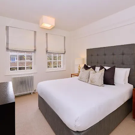 Pelham Court Apartments London Exterior photo
